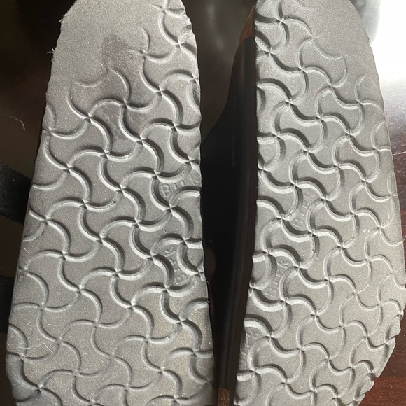Birkenstock “Arizona” Black leather sandals. Size 40/10. Great Condition! - Picture 2 of 6